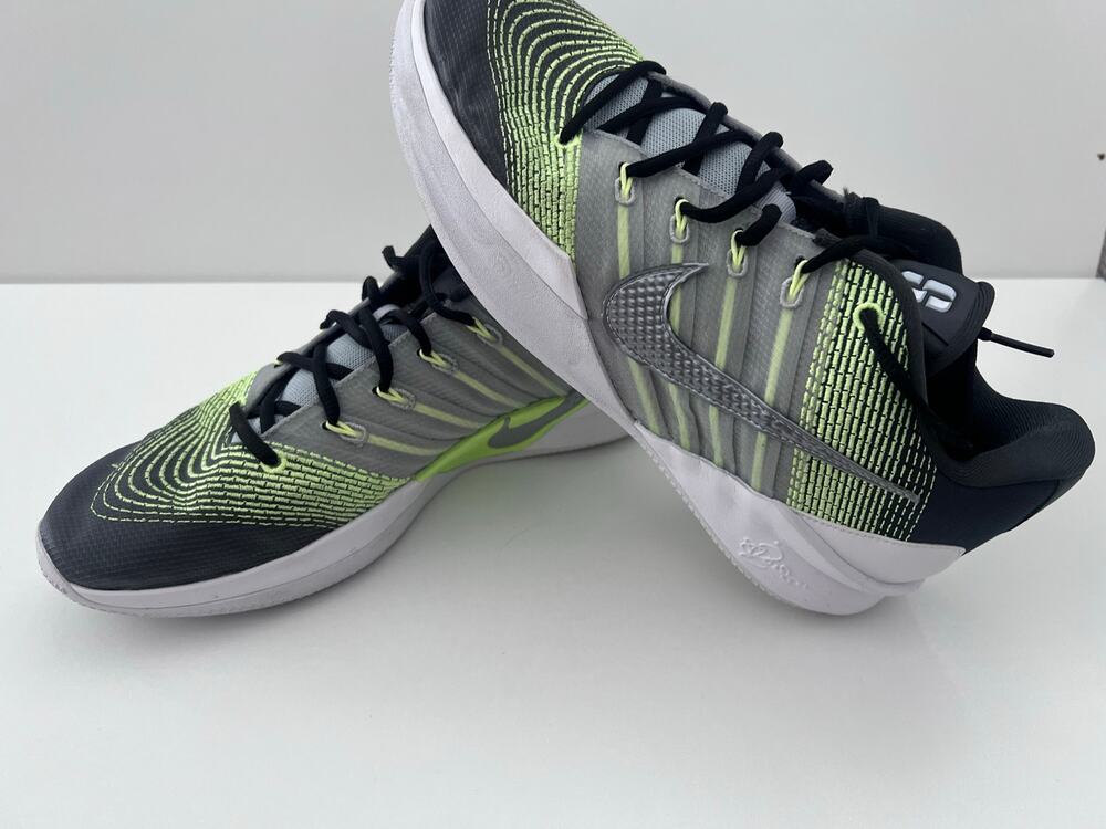 Nike Sabrina 3 NBY low sneakers women 11.5 107548-900 Green Black White